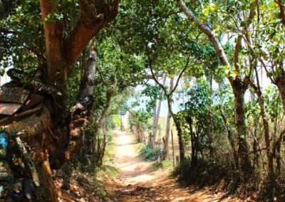 Durchgang zum Rekawa Beach