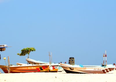 Boote am Polhena Beach