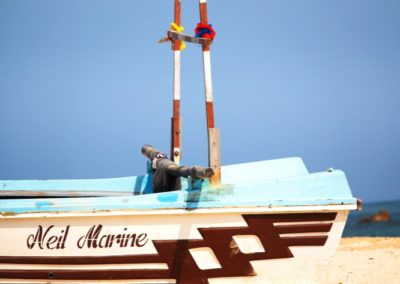 Boot am Polhena Beach