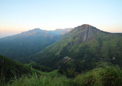 Sonnenaufgang am Little Adam's Peak